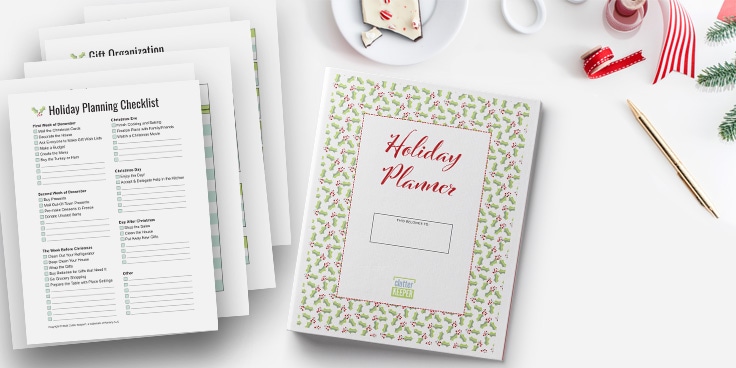 The Clutter Keeper Holiday Planner is full of 29+ worksheets, checklists and other printables that will help you to get organized, feel less stressed and find joy this Christmas season.